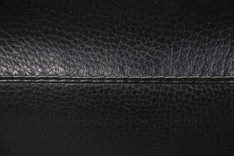 Leather 3 seat sofa - RS-11501