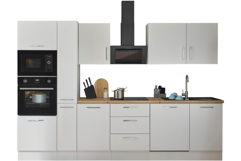 Kitchen with electrical appliances - Turin