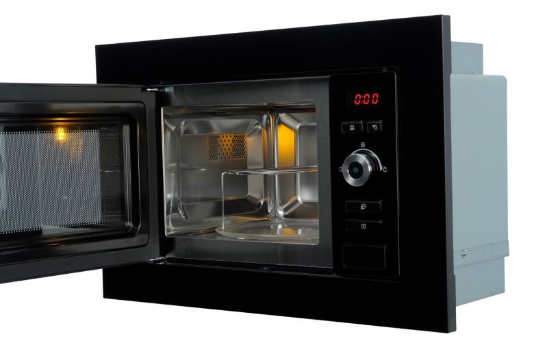 Kitchen with electrical appliances - Turin